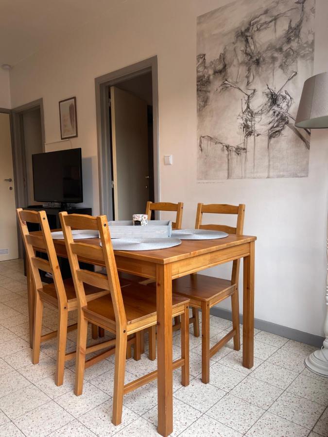 Au Bout Du Monde Villa Hastiere-par-dela Luaran gambar